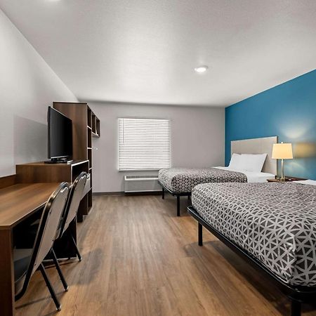 Woodspring Suites Loves Park - Rockford Екстериор снимка